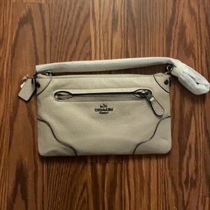 Coach crossbody clutch